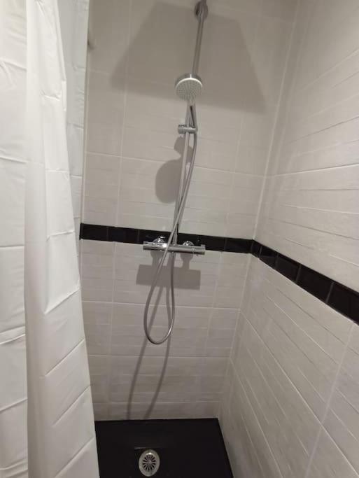 Superbe Appartement Renove A Neuf Centre Bourg Brem-Sur-Mer Exteriör bild